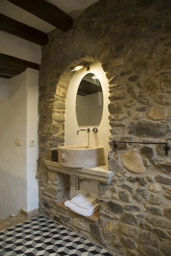 Mas Tomas Pension Vall-Llobrega